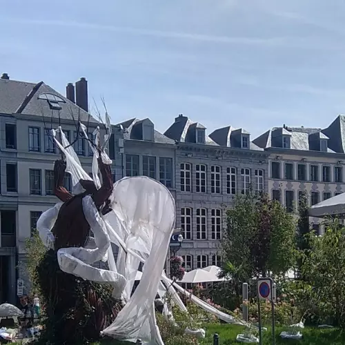 Mons Photo