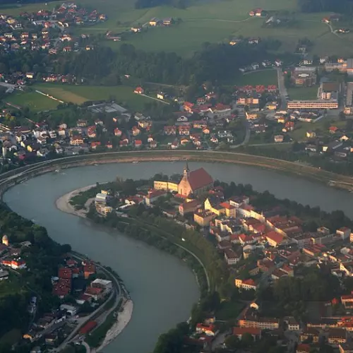 Laufen Photo