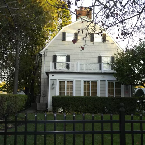 Amityville Photo