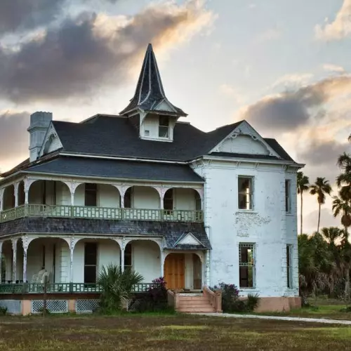 Brownsville Photo