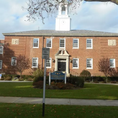 Floral Park Photo