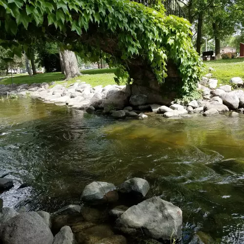 Neenah Photo
