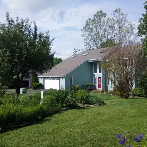 Newtown Square Photo