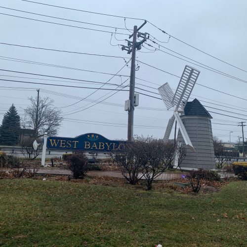 West Babylon Photo